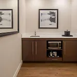 Hampton Inn And Suites By Hilton Portland-Pearl District