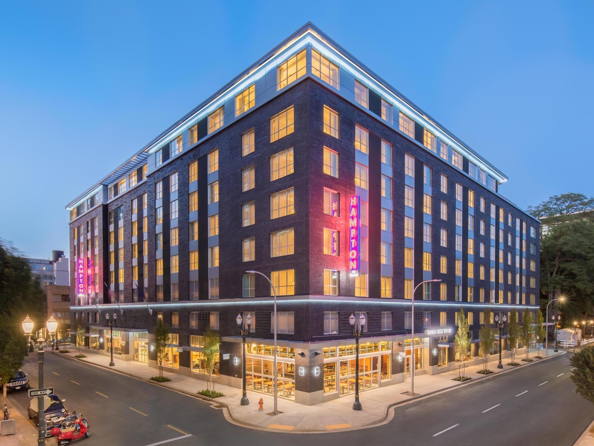 Hampton And By Hilton Portland-pearl District Hotel Portland