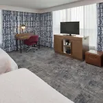 Hampton Inn And Suites By Hilton Portland-Pearl District