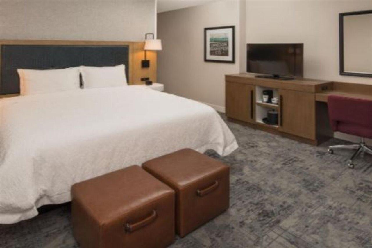 Hotel Hampton And By Hilton Portland-pearl District Portland