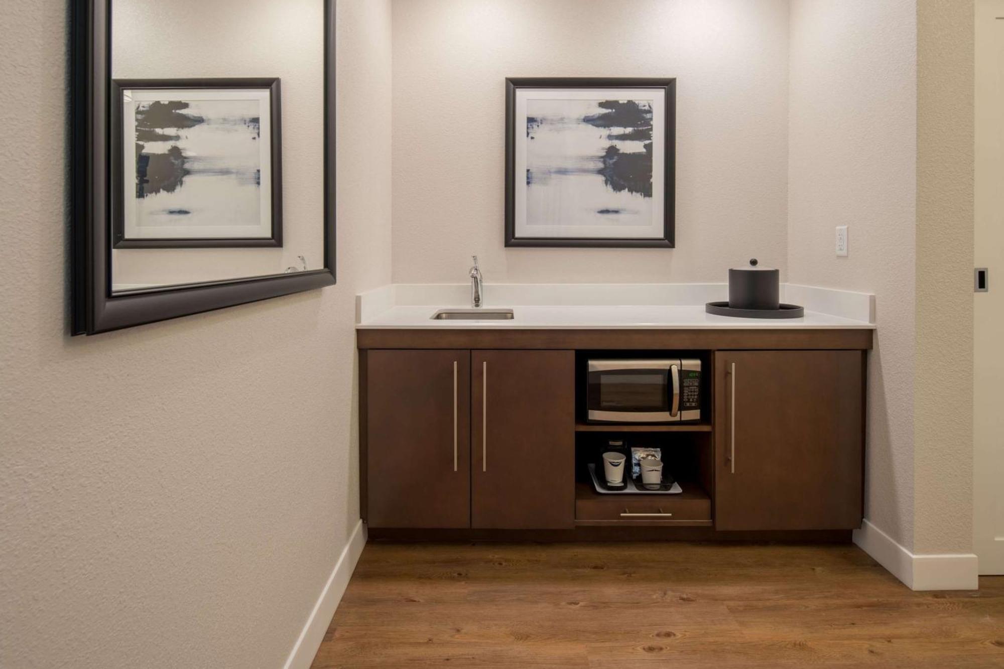 Hotel Hampton And By Hilton Portland-pearl District