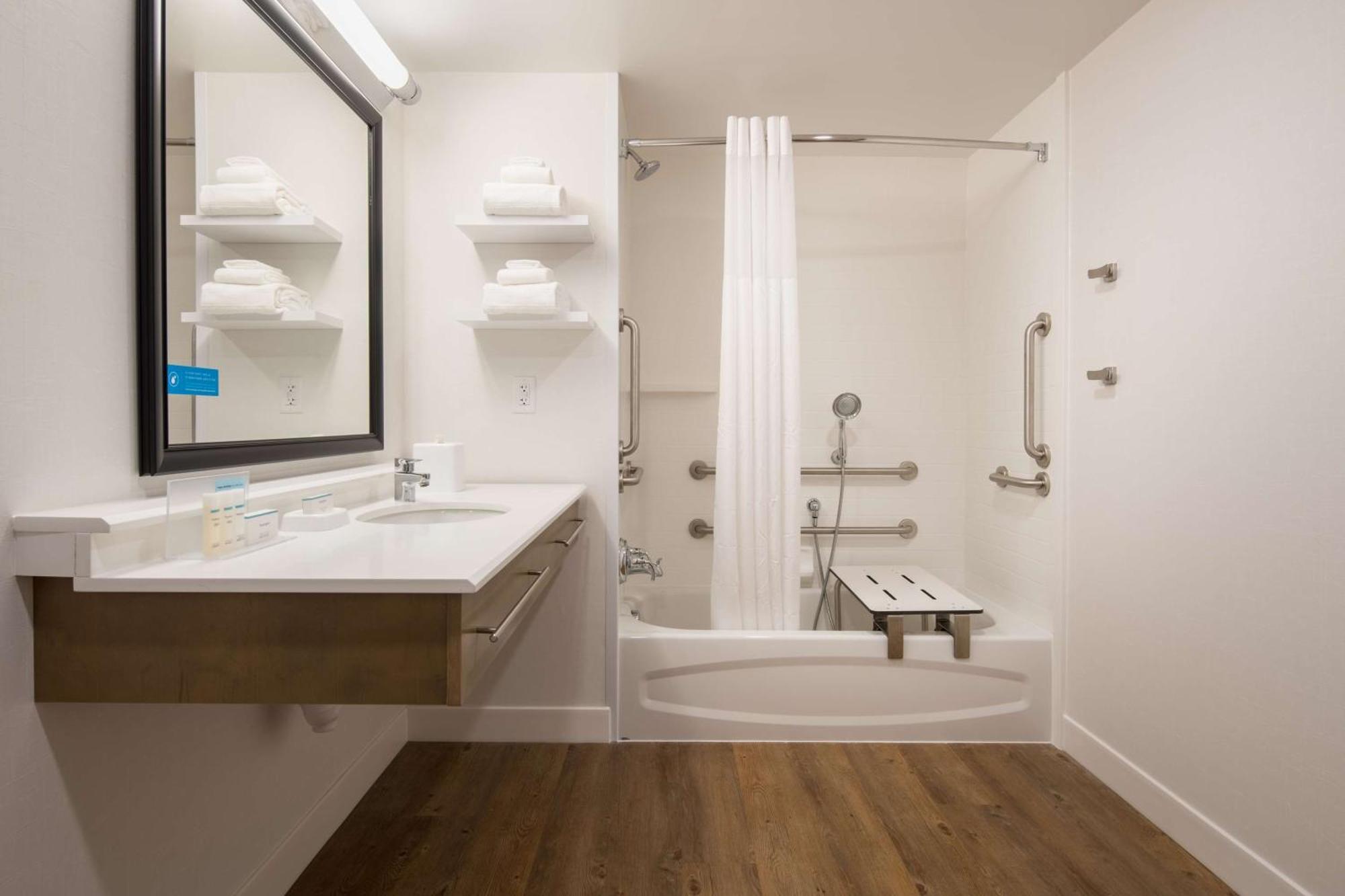 Hotel Hampton And By Hilton Portland-pearl District Portland