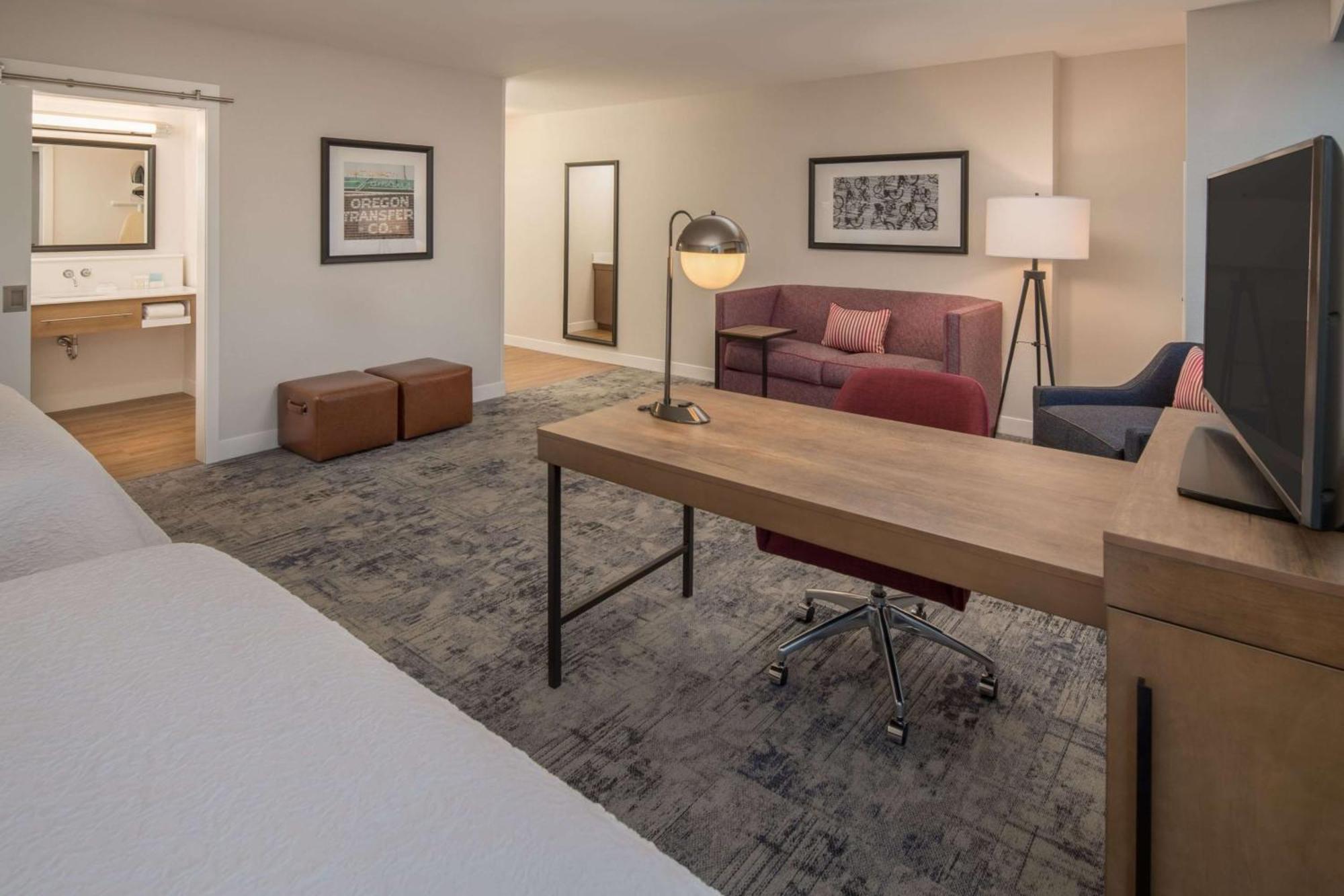 Hampton And By Hilton Portland-pearl District Hotel Portland