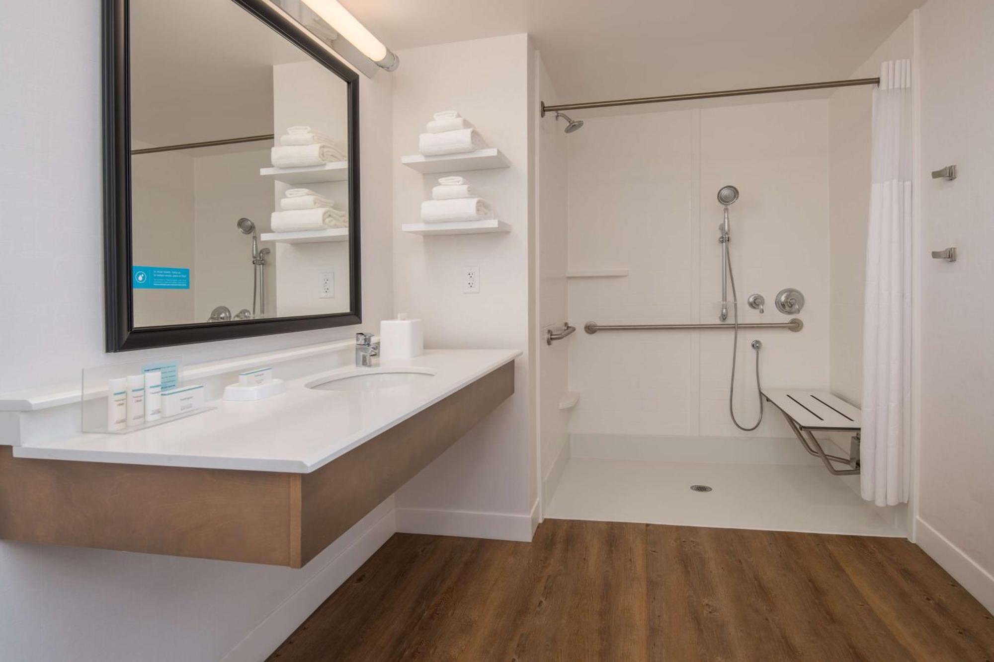 Hampton And By Hilton Portland-pearl District Hotel