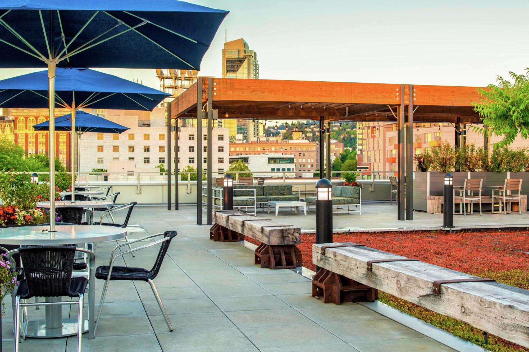 Hotel Hampton And By Hilton Portland-pearl District Portland